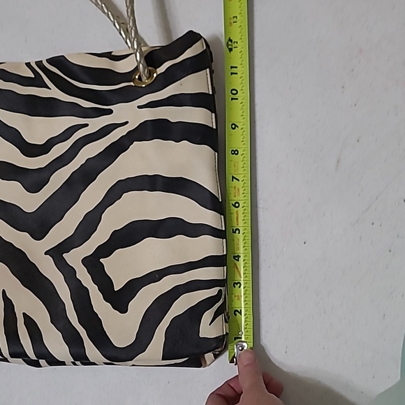 💥3for$12💥 New Directions Zebra Print Bag with Braided Rope Shoulder Straps - Picture 12 of 15